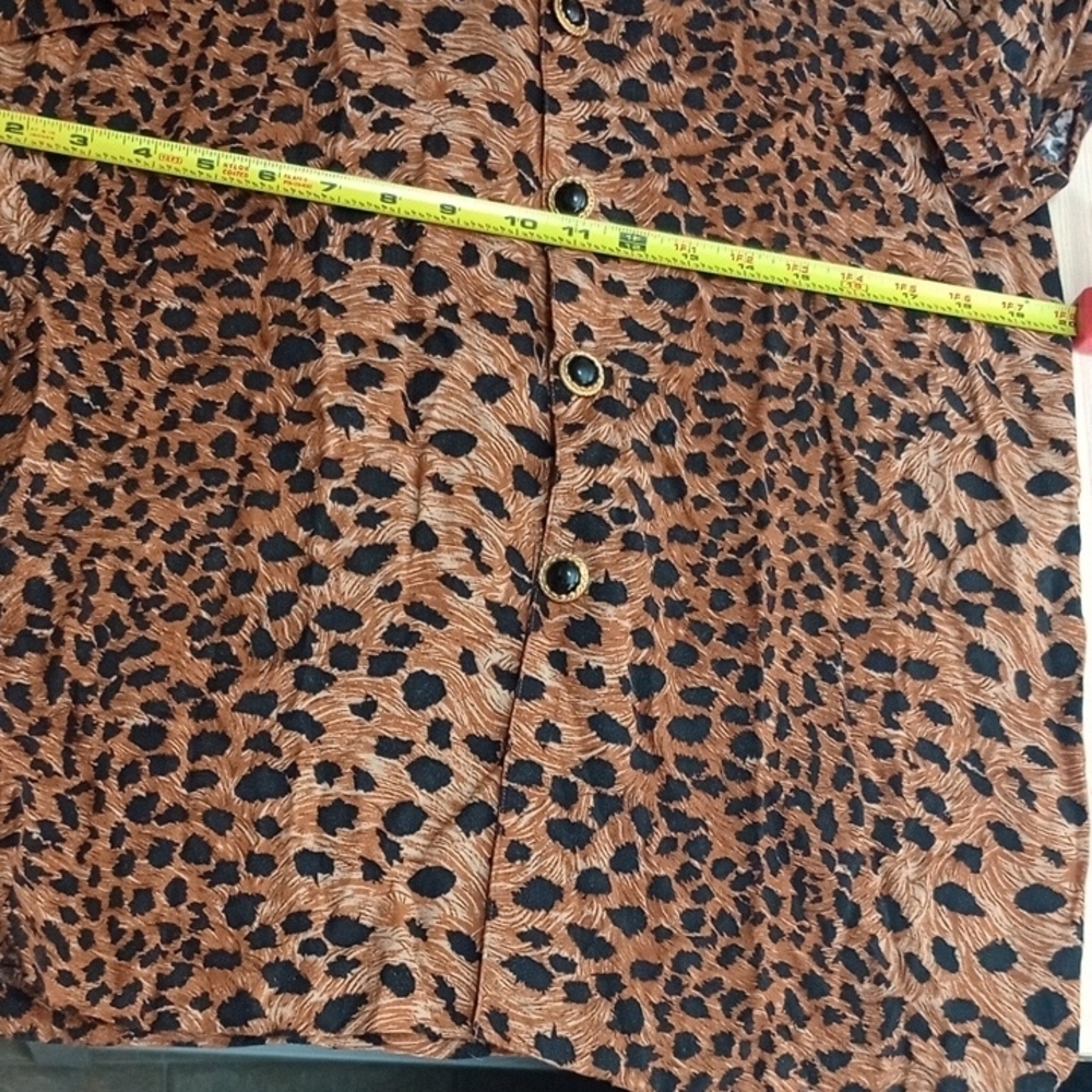 Che Studio Leopard Print Button-Up DRESS - Picture 9 of 15